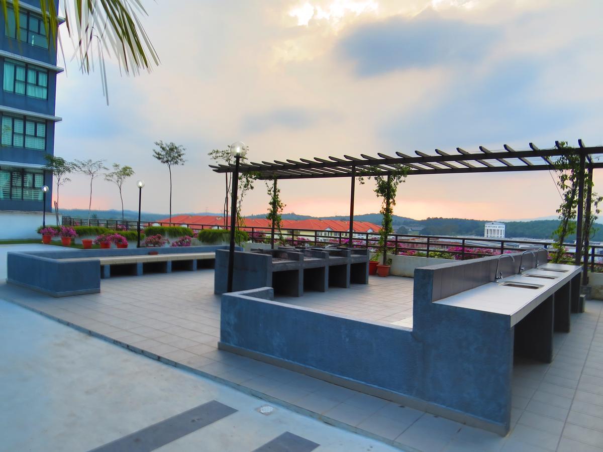 City Life By J&G Vacation Homes Skudai Εξωτερικό φωτογραφία